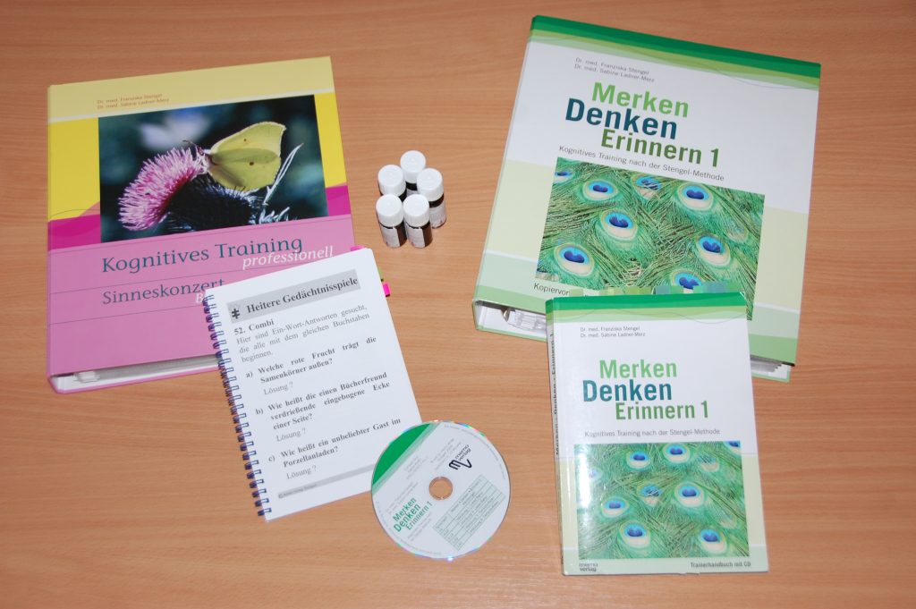 Ergotherapie, ErgoTherapie, Ergotherapiepraxis, Vulkaneifel, Adenau, Mehren, Daun, Ulmen, Hillesheim, Gerolstein, Mayen, Ergotherapeutin, Psychiatrie, Psychosomatik, psychisch – funktionelle Behandlung, ADHS, ADS, Depressionen, Angststörungen, Demenz, Psychose, posttraumatische Belastungsstörung, Trauma, Hirnleistungstraining, Schlaganfall, neuropsychologisch – orientierte Behandlung, Hirntumor, Orthopädie, motorisch – funktionelle Behandlung, Rheuma, Feinmotorik, Graphomotorik, MKT, Metakognitive Training bei Depressionen, PEP, kognitive Training, demenz – balance – Modell, Spiegeltherapie, sensomotorisch – perzeptive Behandlung, motorisch – funktionelle Behandlung,